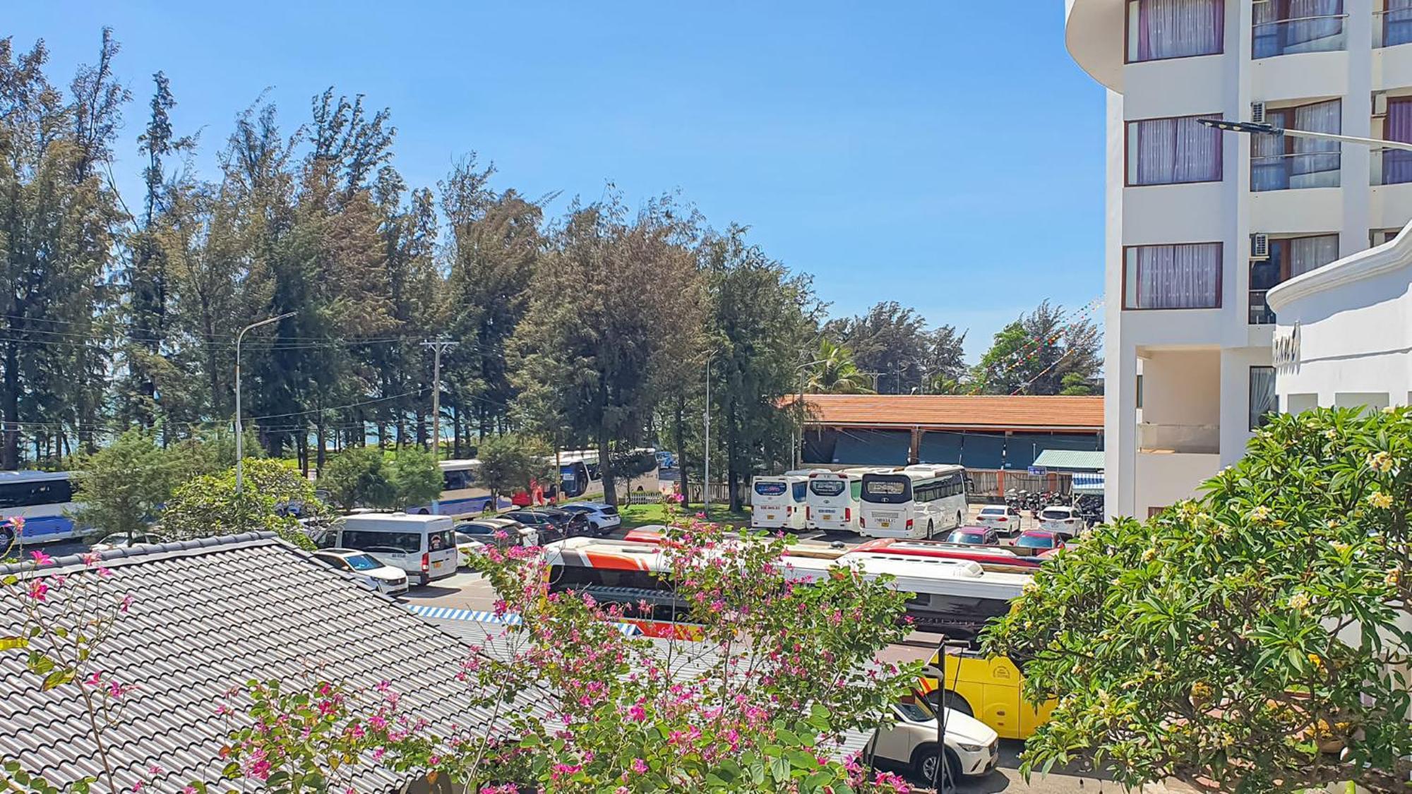 Hotel Khach San Binh Minh Phan Thiet Exterior foto